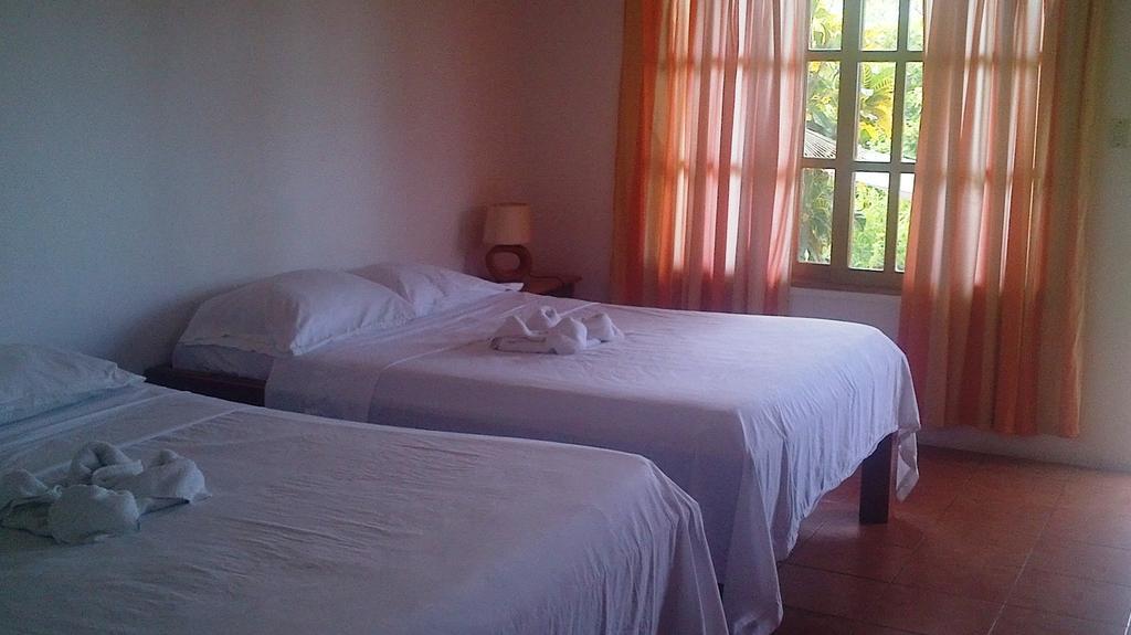 Hotel Three Monkeys Montezuma Chambre photo